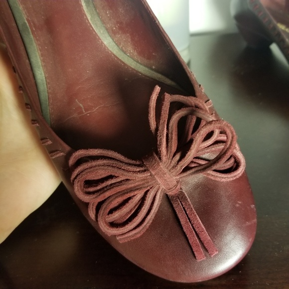 Heels - Picture 3 of 8